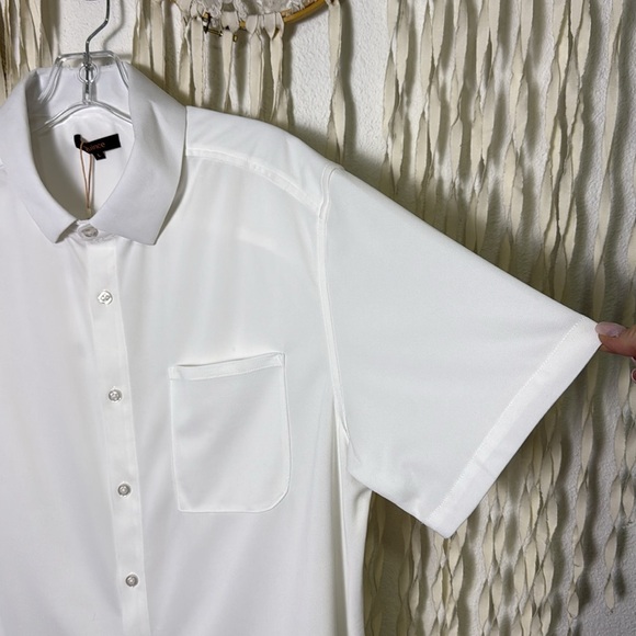 Quince NWT Commuter Stretch Pique Short Sleeve Button Down in White Large - Picture 3 of 11